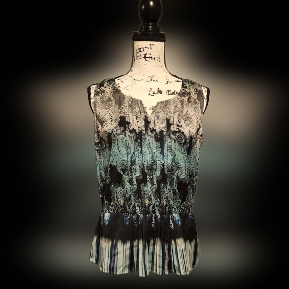 Halogen Sleeveless Blouse - Picture 3 of 8